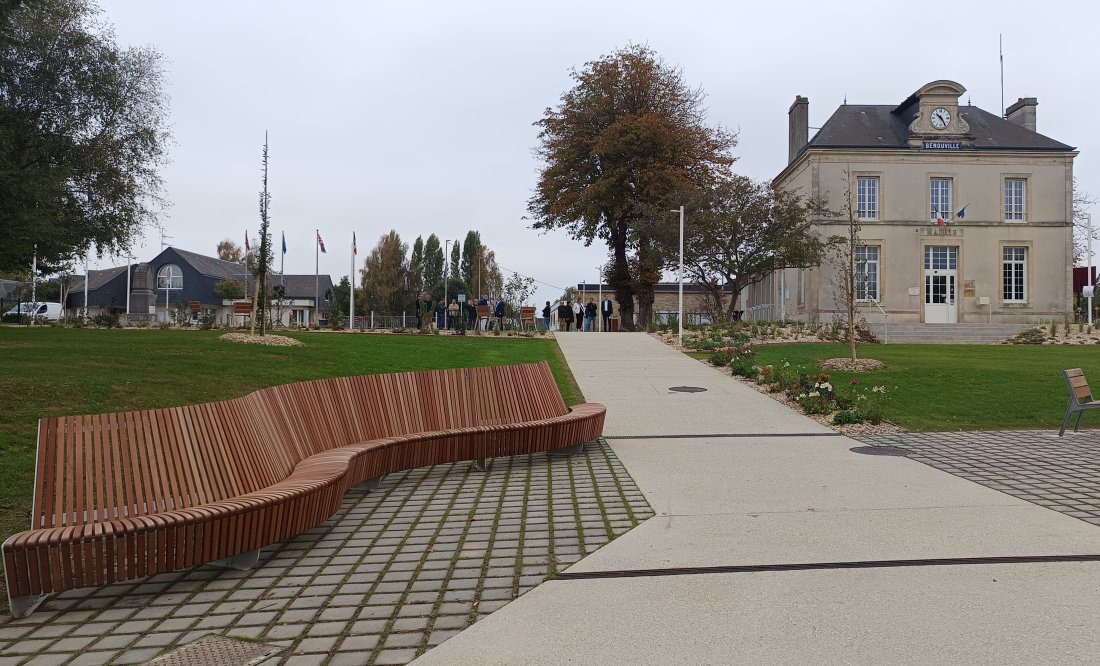 Inauguration place de la Libération - Bénouville 2